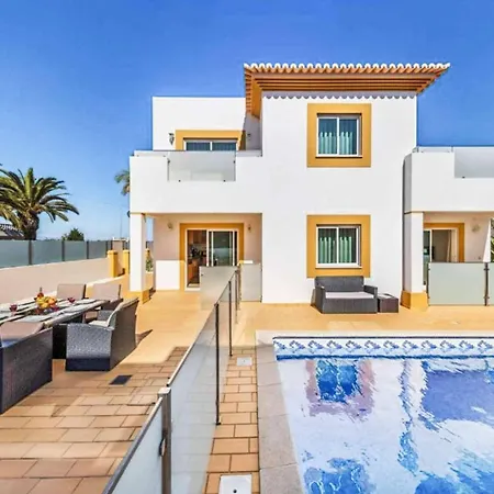 Astro Villa Albufeira