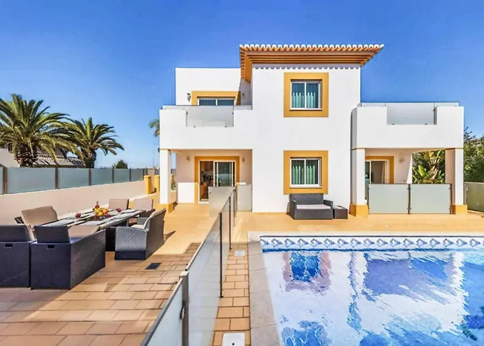 Astro Villa Albufeira